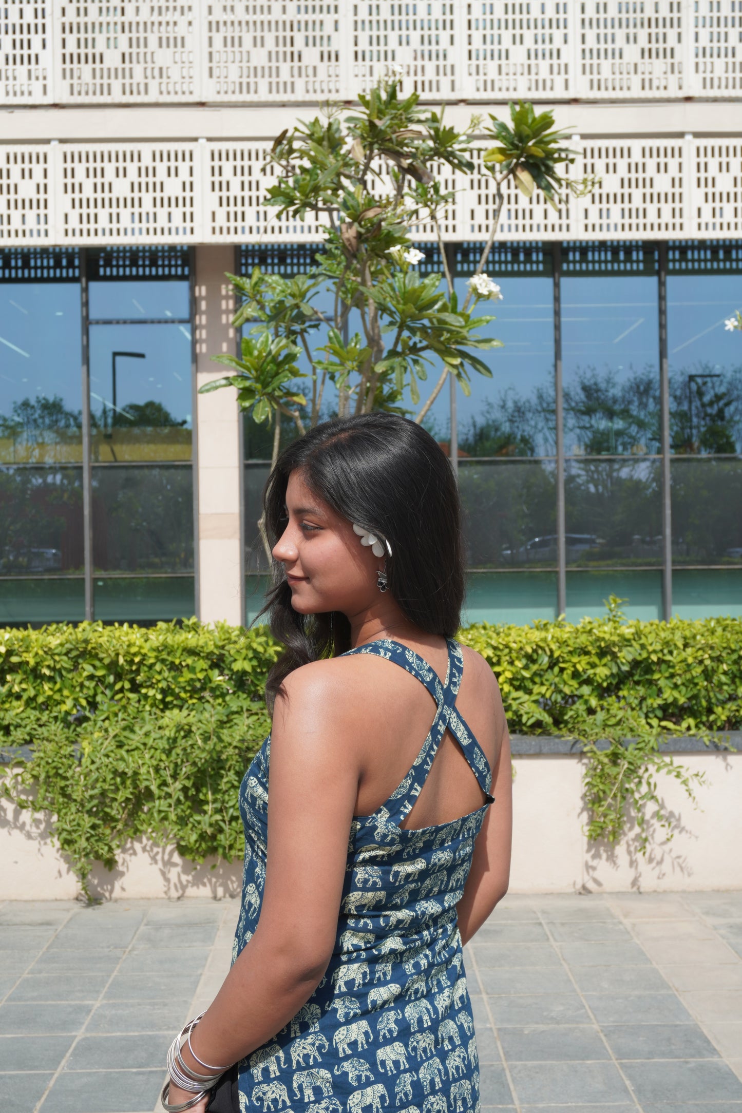 Elephant Print Cotton Backless Kurti – Sleeveless Cross-Back Summer Top