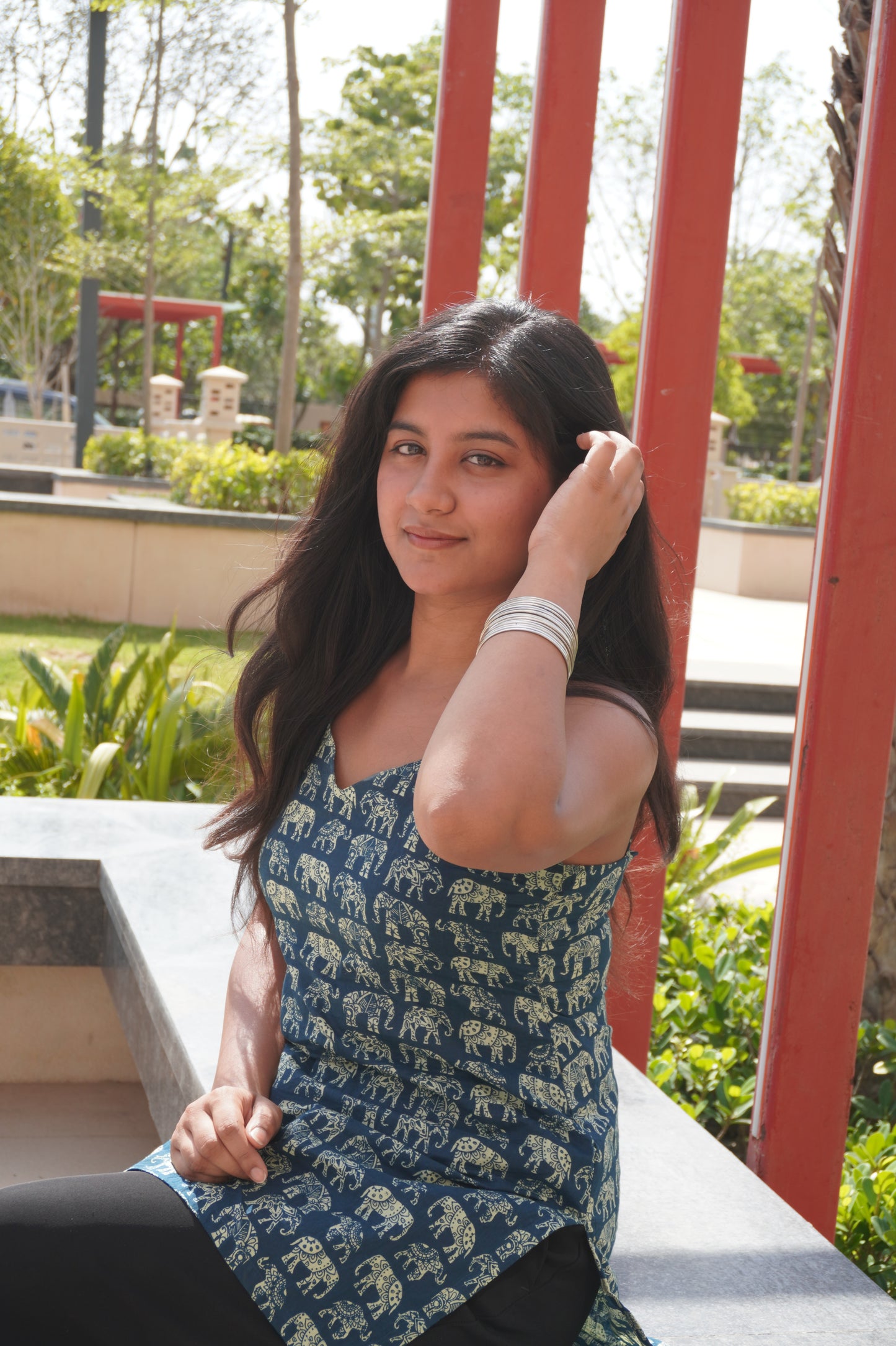 Elephant Print Cotton Backless Kurti – Sleeveless Cross-Back Summer Top