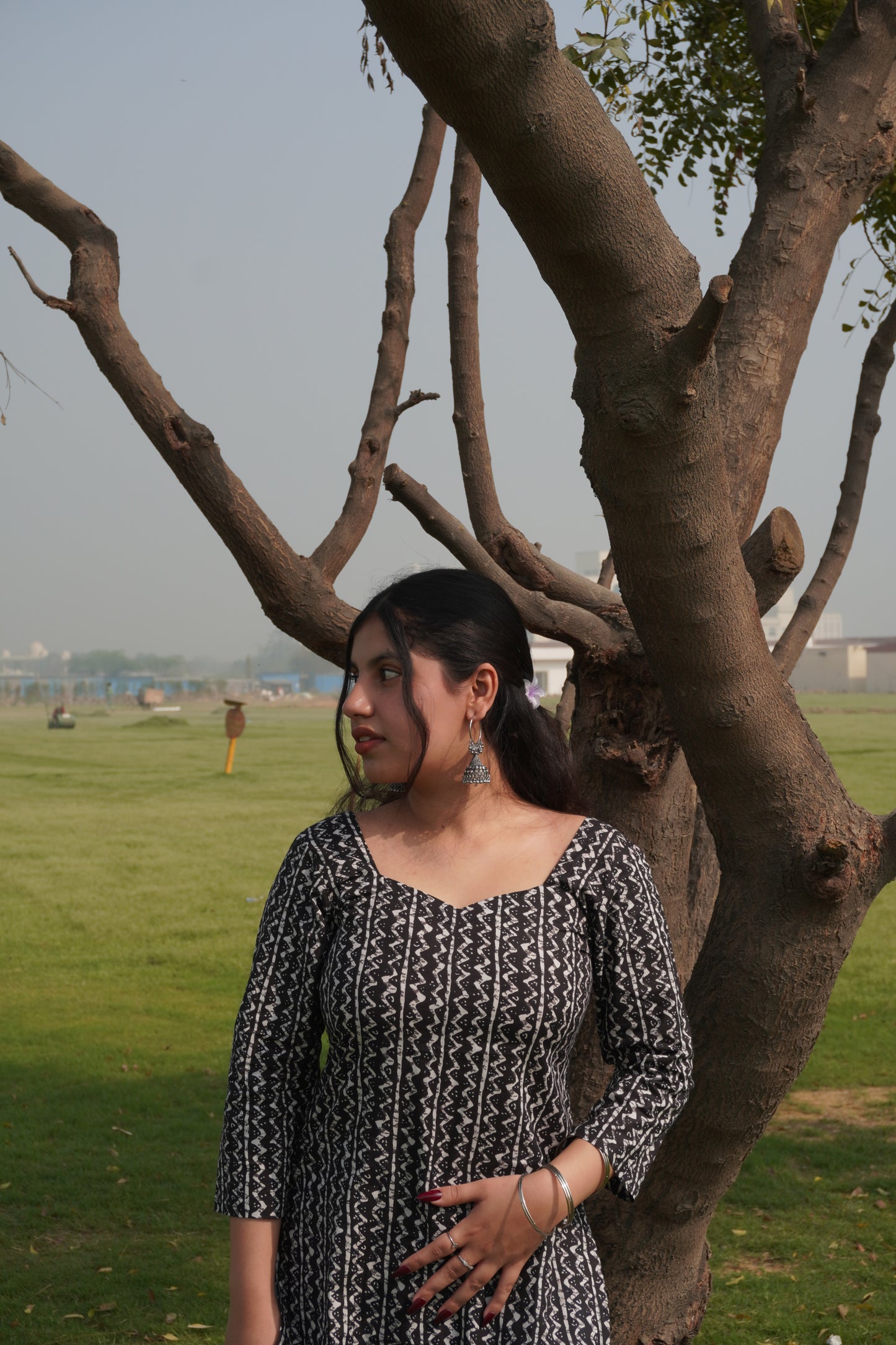 Black & White Printed Backless Cotton Kurti for Women – Sweetheart Neck, Quarter Sleeves