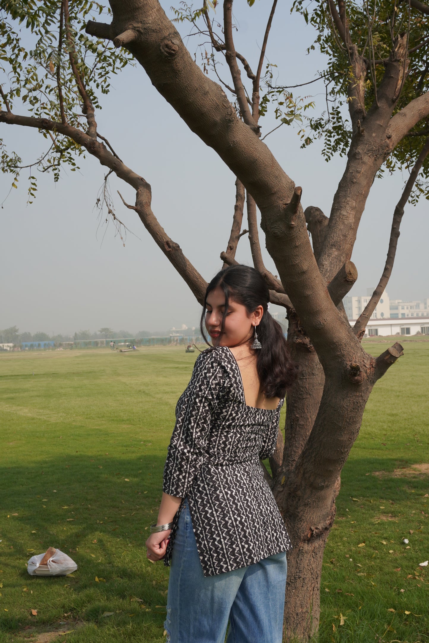 Black & White Printed Backless Cotton Kurti for Women – Sweetheart Neck, Quarter Sleeves
