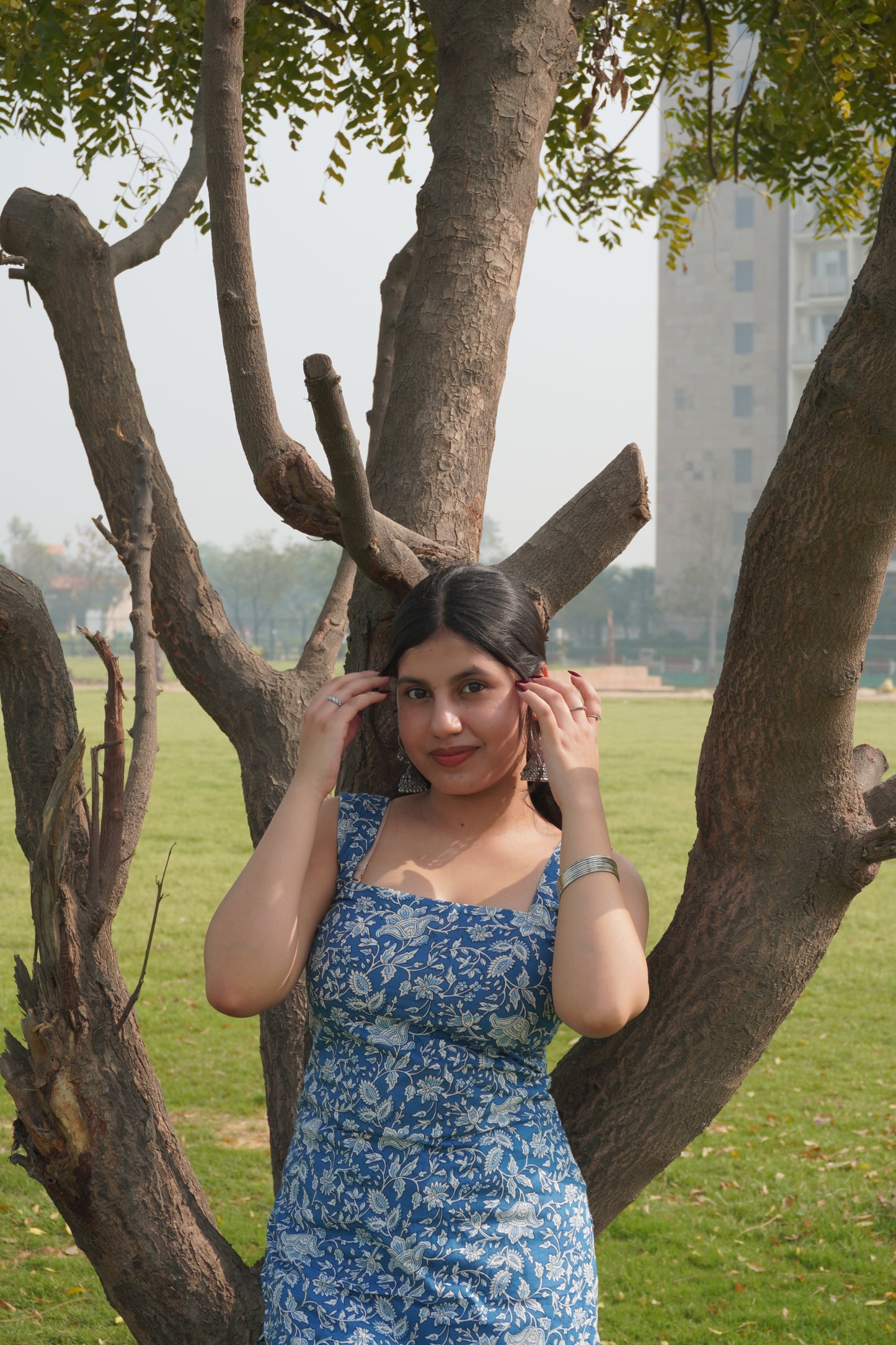 Blue Floral Cotton Short Kurti with Corset Back – Square Neck Sleeveless Kurti for Women