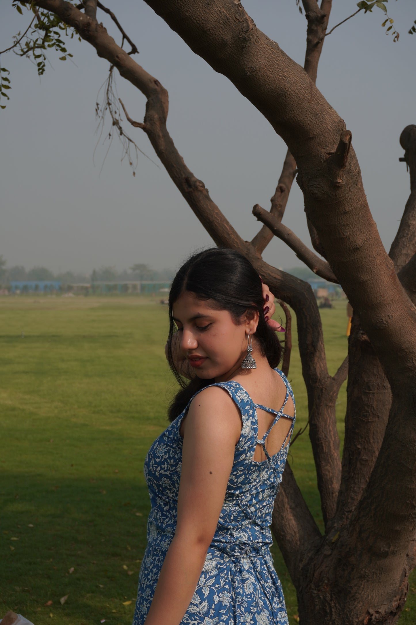 Blue Floral Cotton Short Kurti with Corset Back – Square Neck Sleeveless Kurti for Women