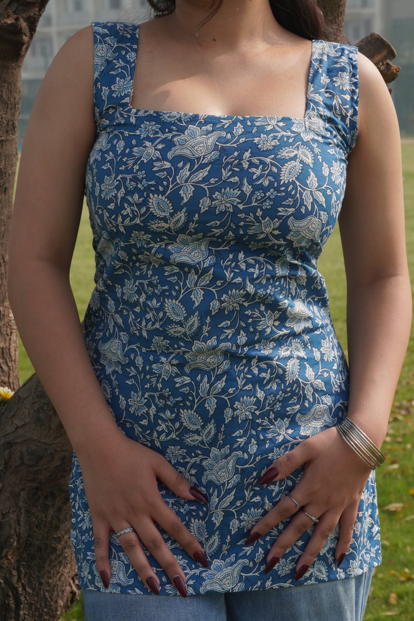 Blue Floral Cotton Short Kurti with Corset Back – Square Neck Sleeveless Kurti for Women