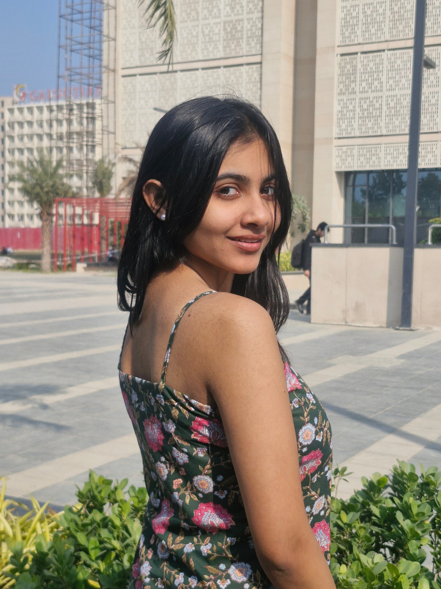 Green Floral Print Cotton Sleeveless Short Kurti for Women