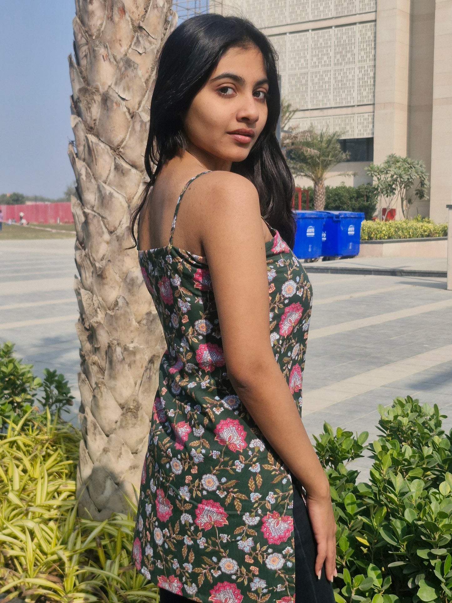 Green Floral Print Cotton Sleeveless Short Kurti for Women