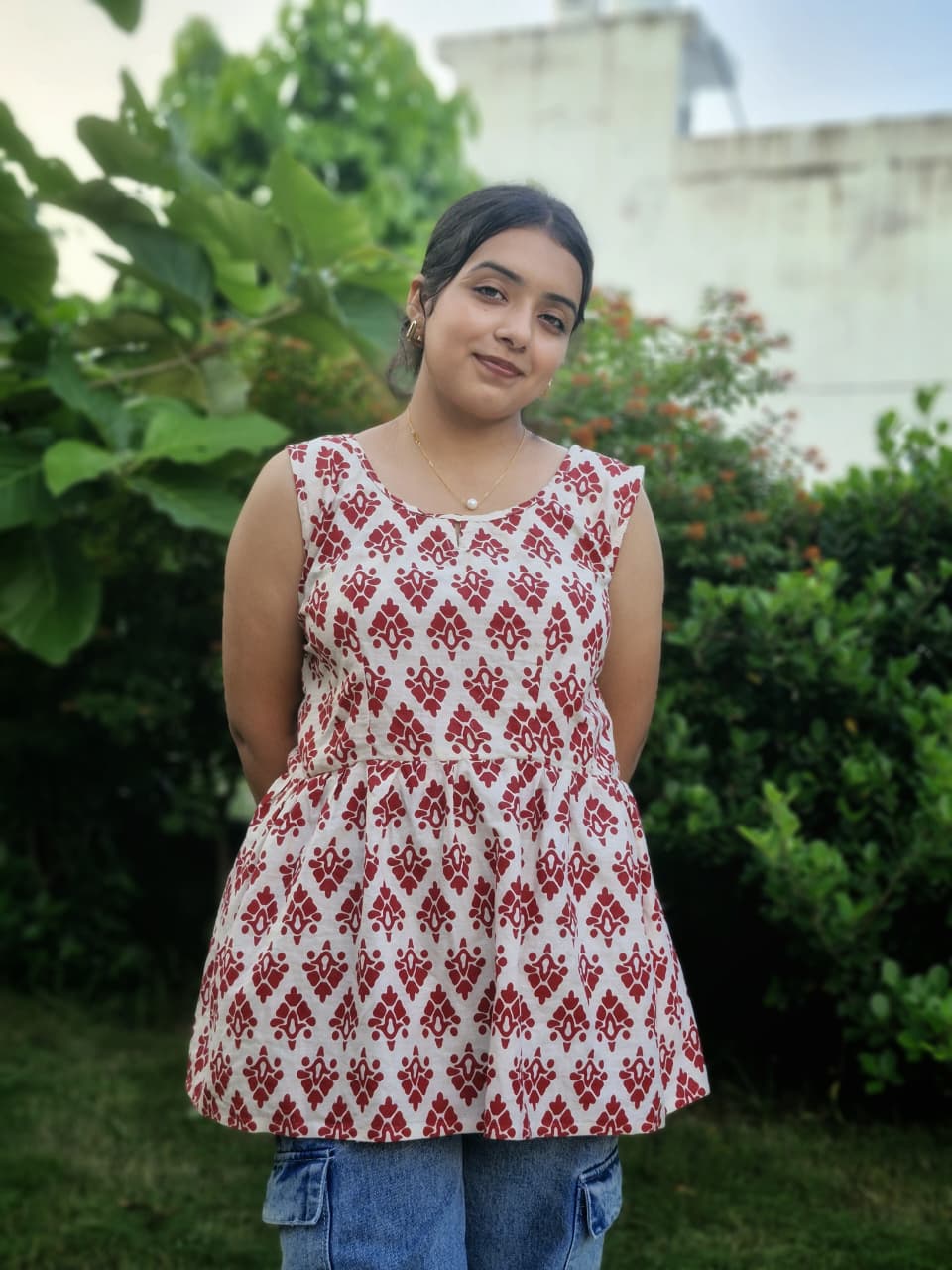 Vanya - Sleeveless Red Block Print Cotton Kurti Top for Women – Casual & Ethnic Fusion Wear