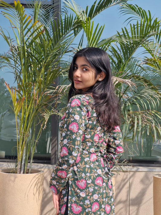 Green Floral Print Cotton Long Kurti with Square Neck & Corset Back
