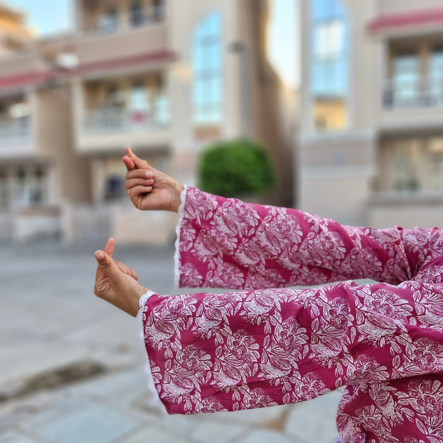 Women’s Rayon Floral Print Sweetheart Neck Backless Kurti with Bell Sleeves – Ethnic & Casual Wear